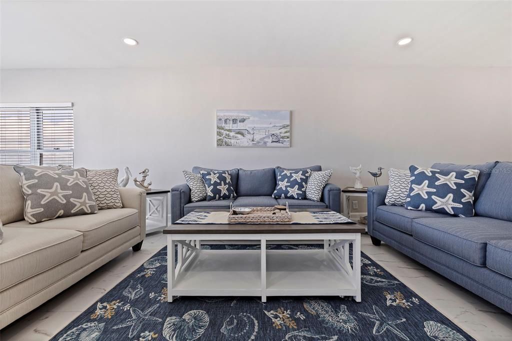For Rent: $4,500 (2 beds, 2 baths, 1500 Square Feet)