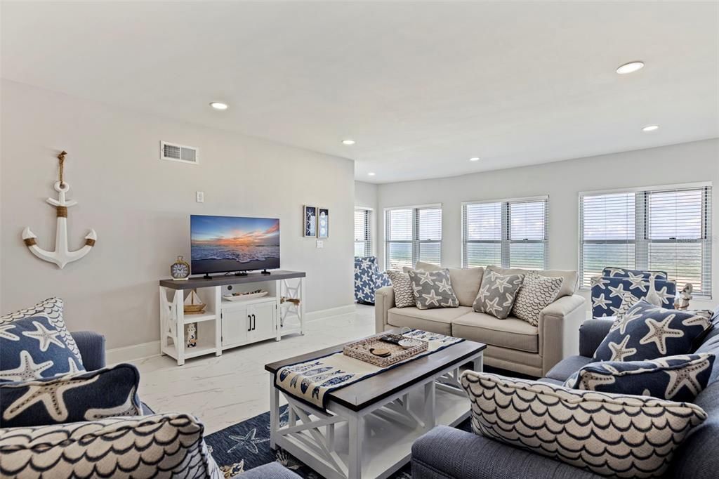 For Rent: $4,500 (2 beds, 2 baths, 1500 Square Feet)
