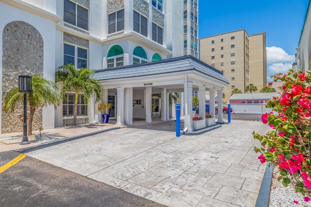 For Rent: $4,500 (2 beds, 2 baths, 1500 Square Feet)