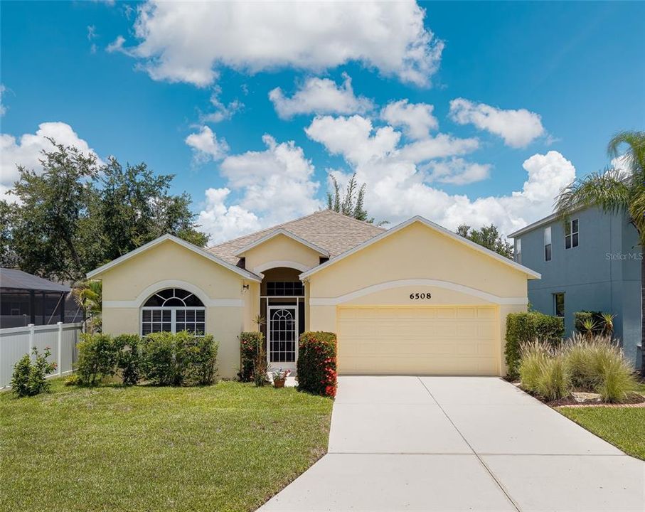 En Venta: $374,999 (3 camas, 2 baños, 1996 Pies cuadrados)