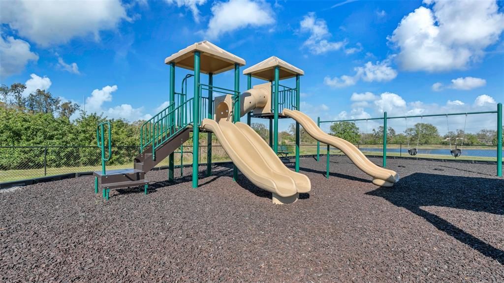 В аренду: $2,250 (2 спален, 2 ванн, 1621 Квадратных фут)