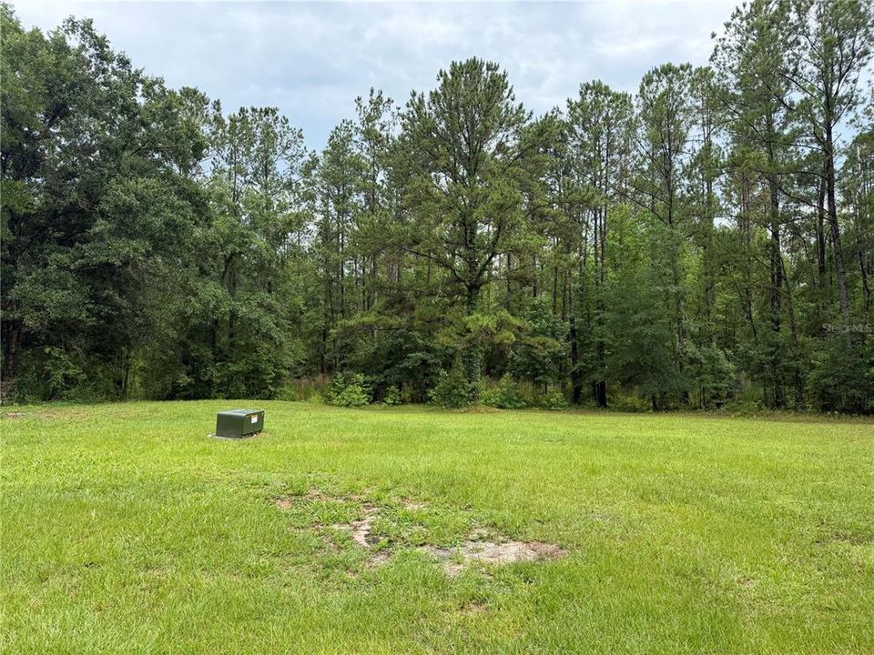 For Sale: $320,000 (4 beds, 2 baths, 1649 Square Feet)