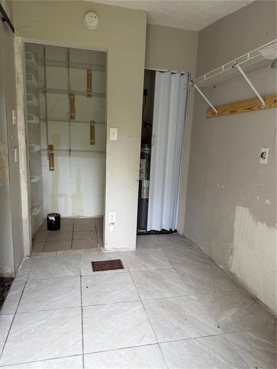 For Sale: $320,000 (4 beds, 2 baths, 1649 Square Feet)