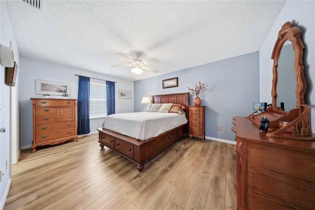 For Rent: $2,000 (2 beds, 2 baths, 1156 Square Feet)