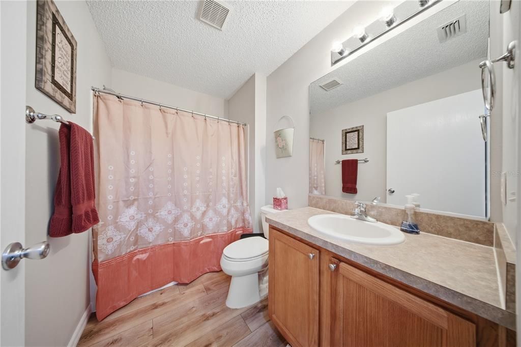 For Rent: $2,000 (2 beds, 2 baths, 1156 Square Feet)