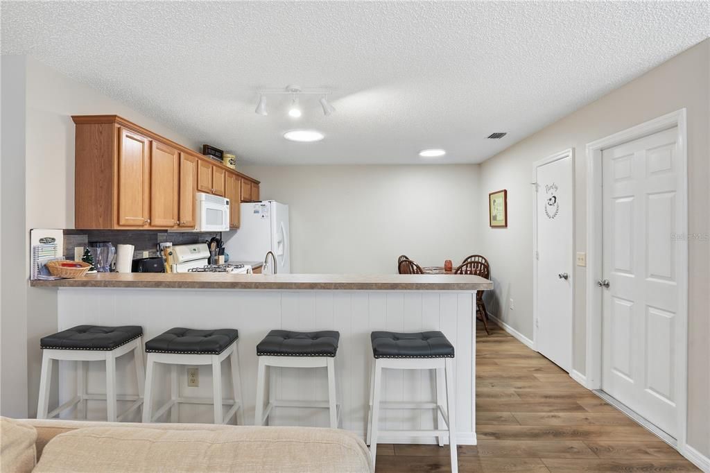 For Rent: $2,000 (2 beds, 2 baths, 1156 Square Feet)