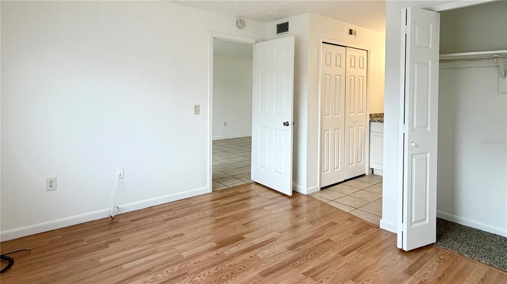 For Rent: $1,450 (2 beds, 2 baths, 938 Square Feet)