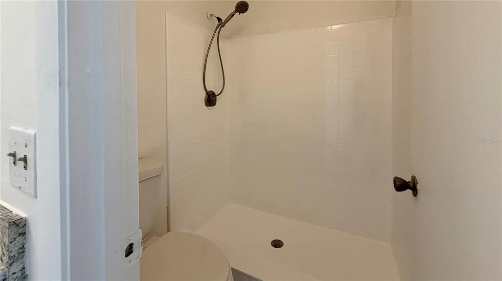 For Rent: $1,450 (2 beds, 2 baths, 938 Square Feet)