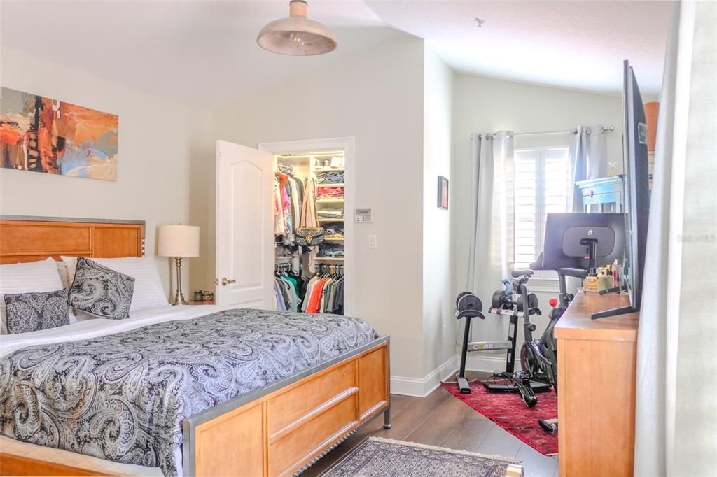 For Sale: $429,900 (3 beds, 2 baths, 1651 Square Feet)