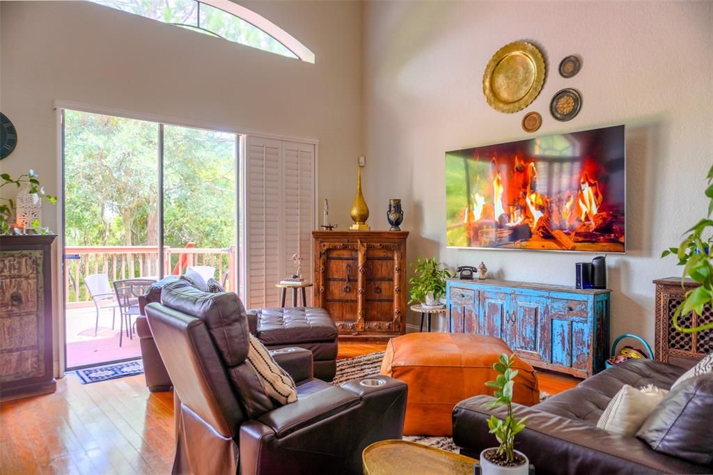 For Sale: $429,900 (3 beds, 2 baths, 1651 Square Feet)