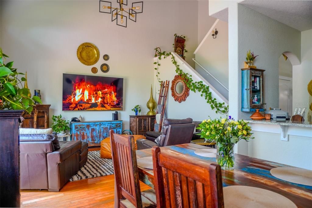 For Sale: $429,900 (3 beds, 2 baths, 1651 Square Feet)