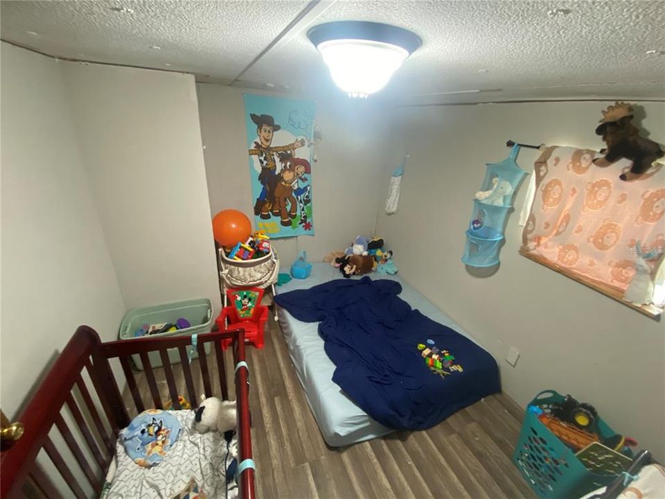 For Sale: $61,000 (2 beds, 1 baths, 744 Square Feet)