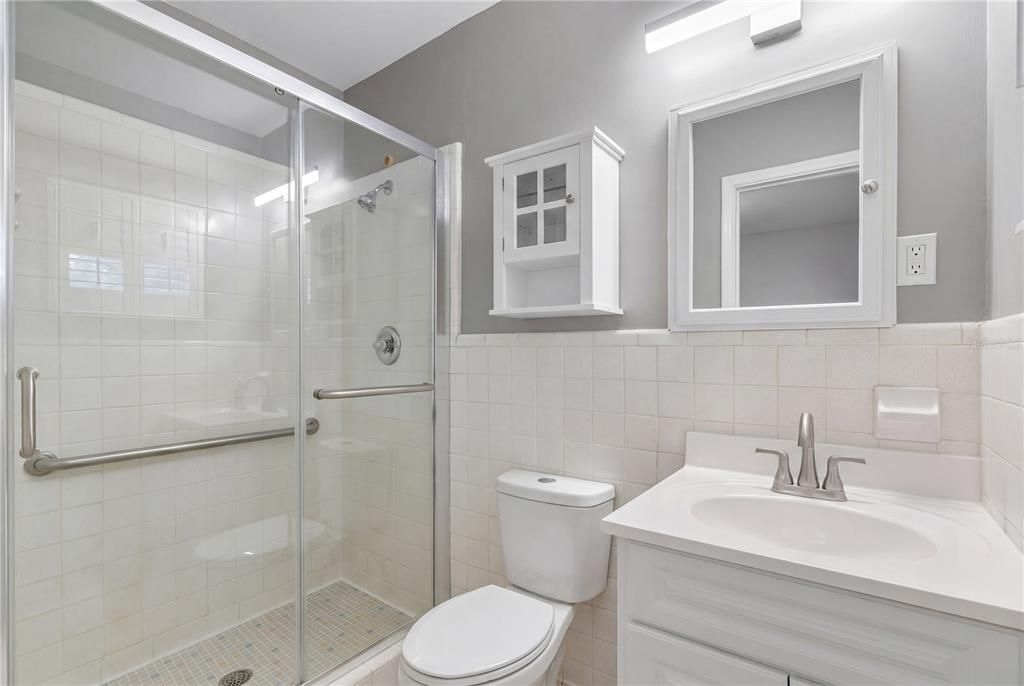 For Rent: $4,000 (3 beds, 2 baths, 1690 Square Feet)