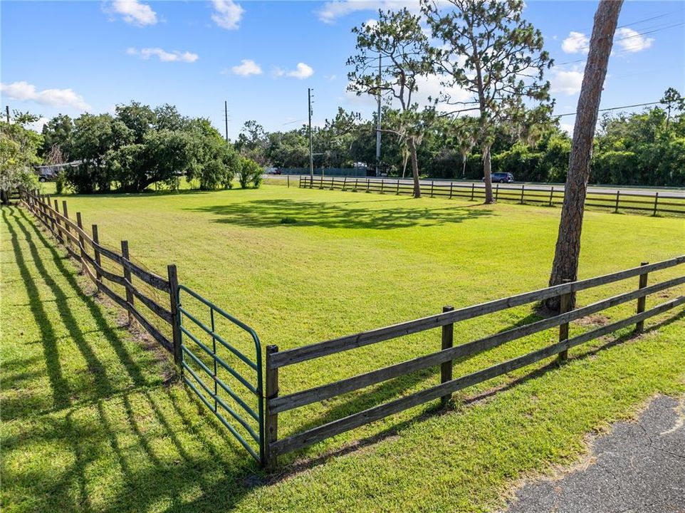 For Sale: $620,000 (4 beds, 3 baths, 3066 Square Feet)