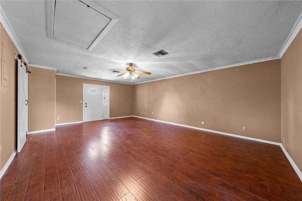 For Sale: $620,000 (4 beds, 3 baths, 3066 Square Feet)