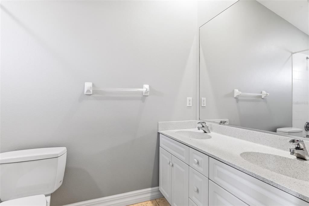 En Venta: $1,500,000 (5 camas, 0 baños, 4652 Pies cuadrados)