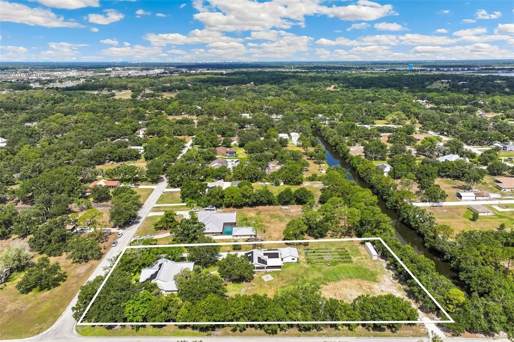 En Venta: $1,500,000 (5 camas, 0 baños, 4652 Pies cuadrados)