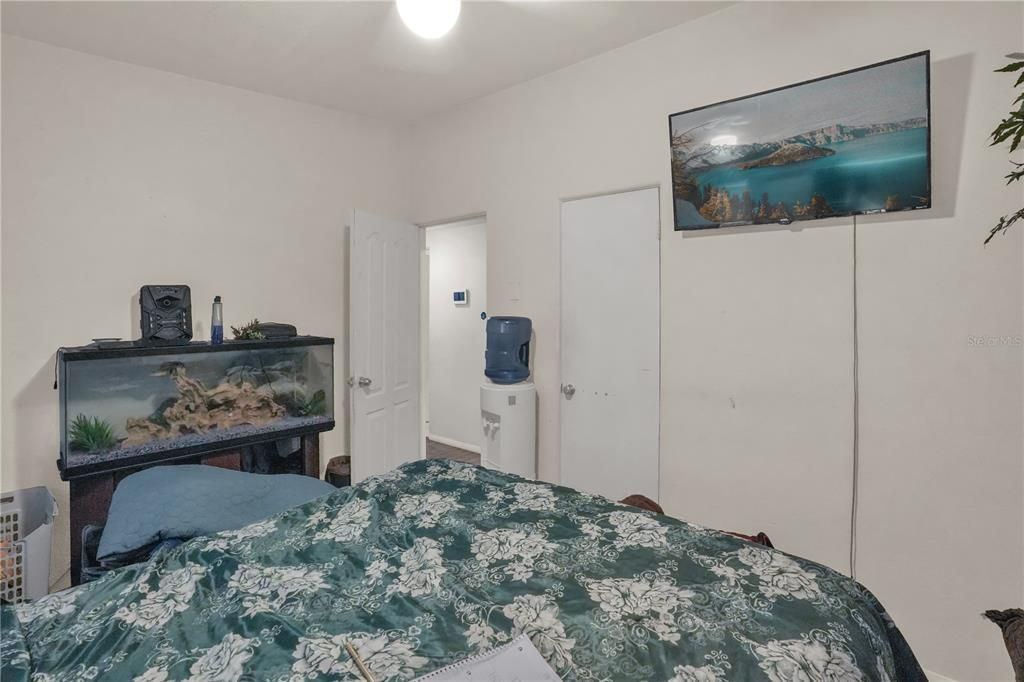 En Venta: $249,000 (3 camas, 0 baños, 1438 Pies cuadrados)