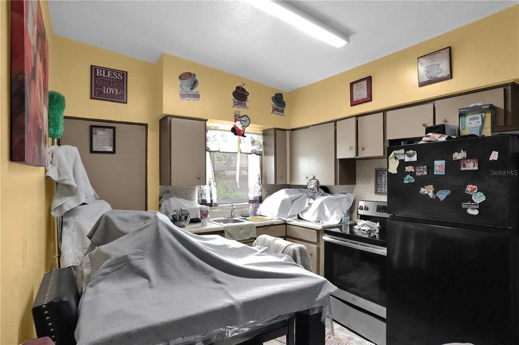En Venta: $249,000 (3 camas, 0 baños, 1438 Pies cuadrados)