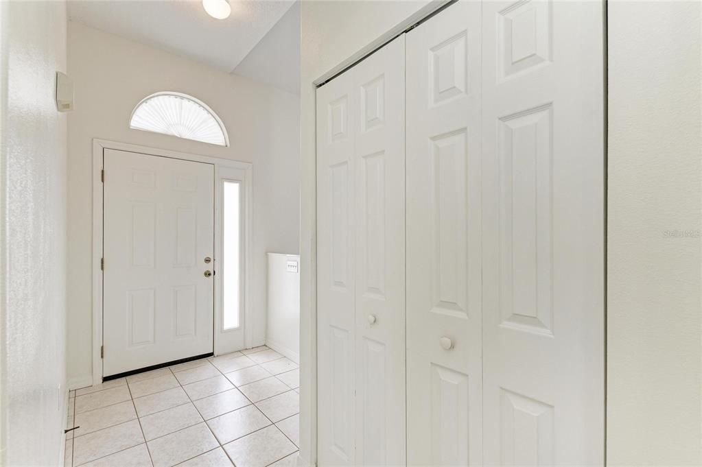 For Sale: $475,000 (3 beds, 2 baths, 1811 Square Feet)