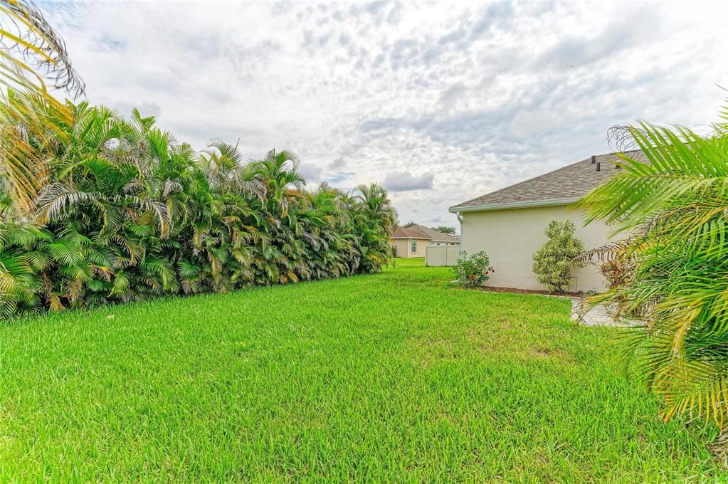 For Sale: $475,000 (3 beds, 2 baths, 1811 Square Feet)