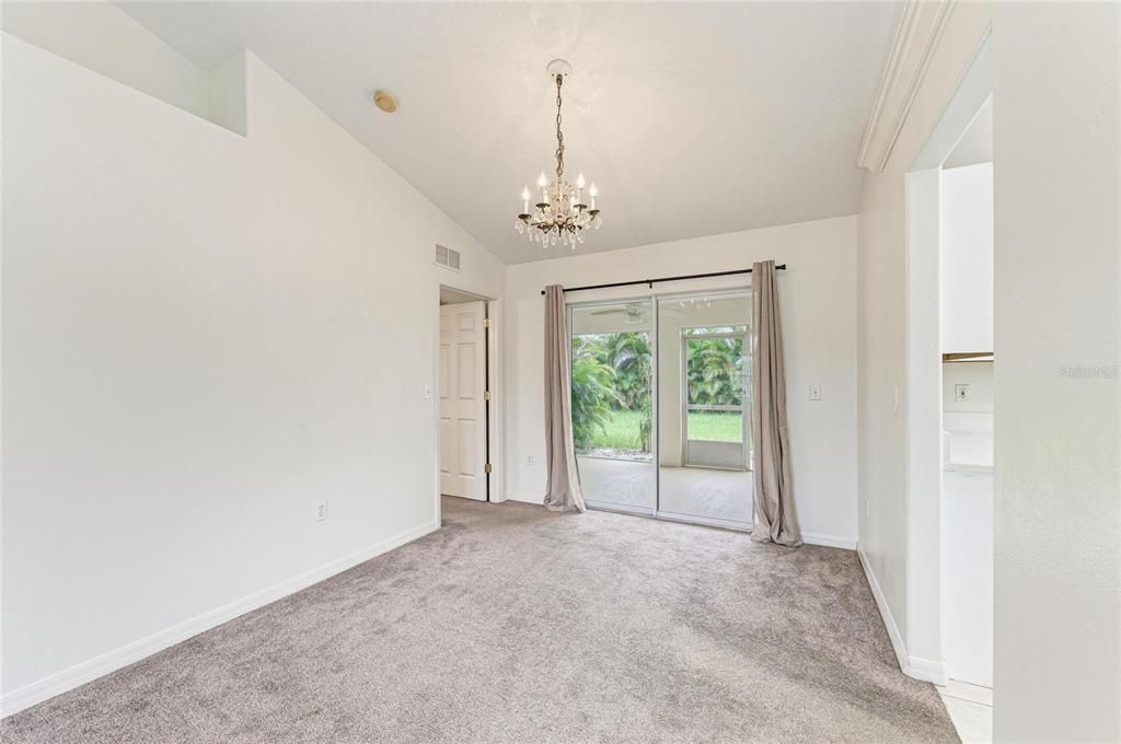 For Sale: $475,000 (3 beds, 2 baths, 1811 Square Feet)