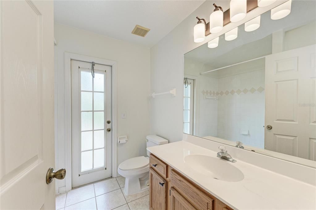 For Sale: $475,000 (3 beds, 2 baths, 1811 Square Feet)