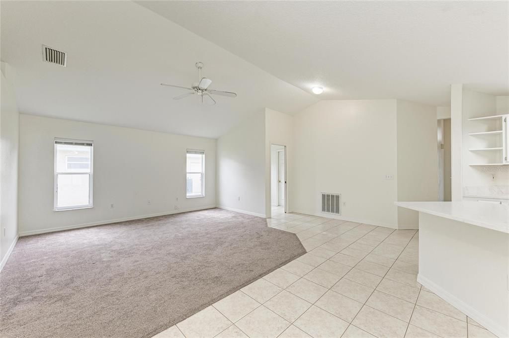 For Sale: $475,000 (3 beds, 2 baths, 1811 Square Feet)