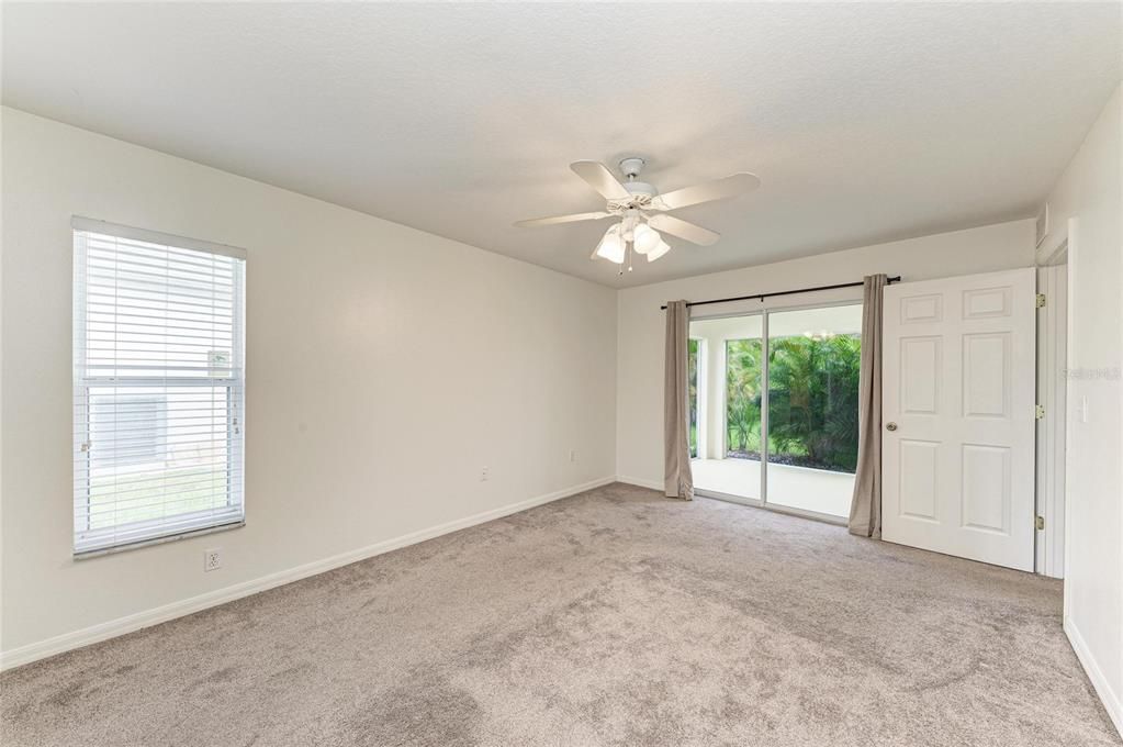 For Sale: $475,000 (3 beds, 2 baths, 1811 Square Feet)