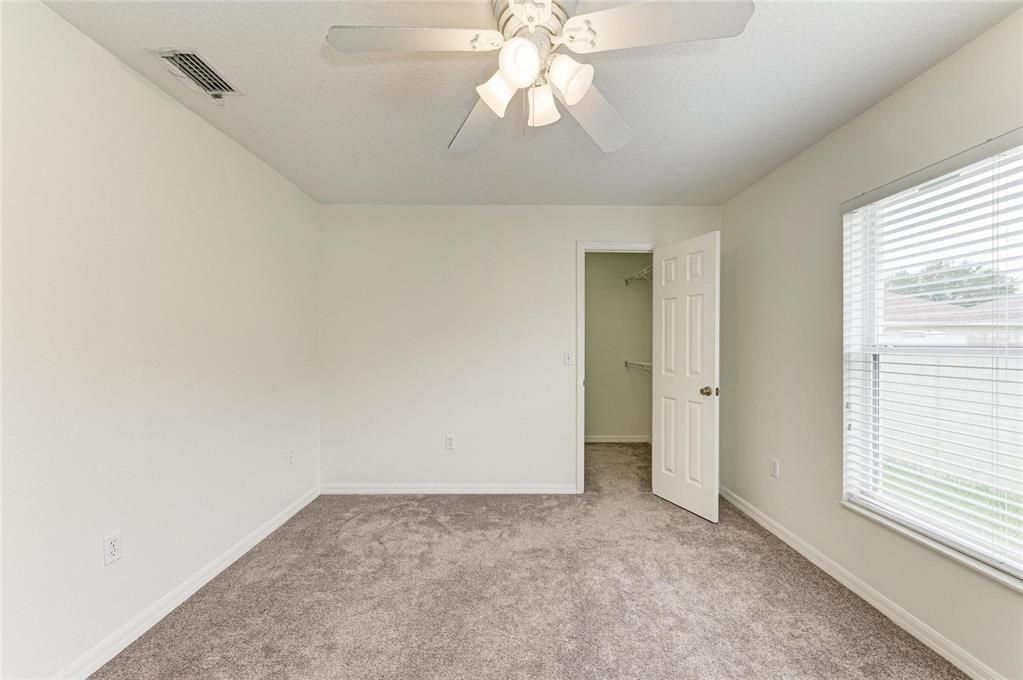 For Sale: $475,000 (3 beds, 2 baths, 1811 Square Feet)