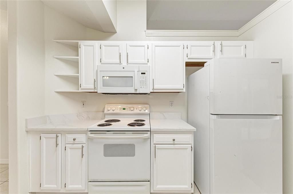 For Sale: $475,000 (3 beds, 2 baths, 1811 Square Feet)