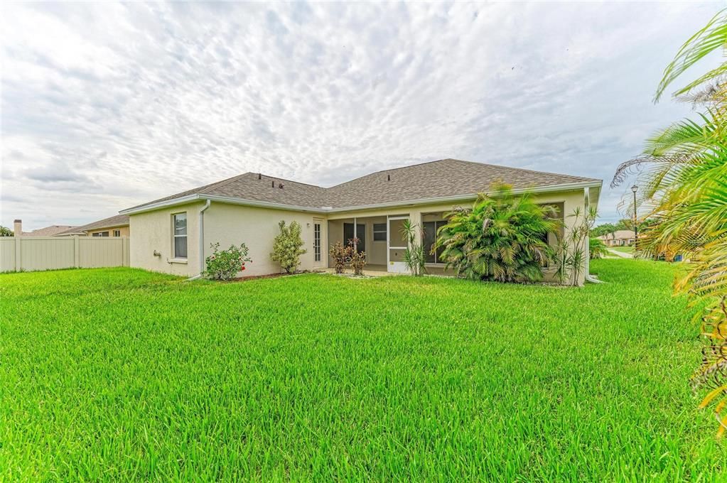 For Sale: $475,000 (3 beds, 2 baths, 1811 Square Feet)