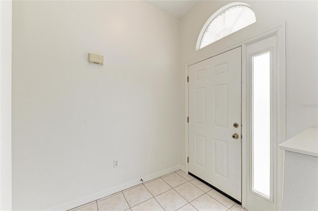 For Sale: $475,000 (3 beds, 2 baths, 1811 Square Feet)