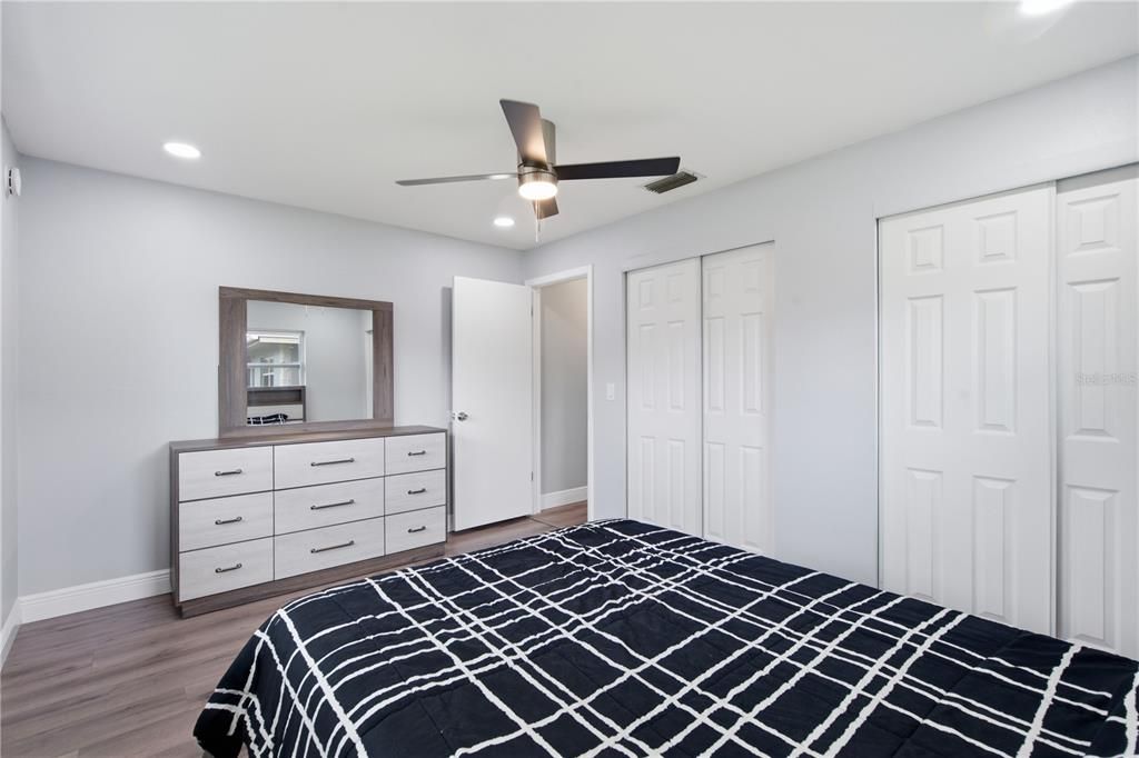 For Sale: $439,000 (3 beds, 2 baths, 2142 Square Feet)