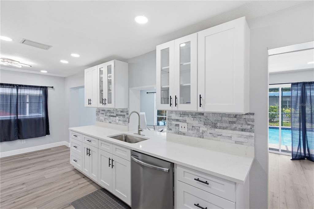 For Sale: $439,000 (3 beds, 2 baths, 2142 Square Feet)