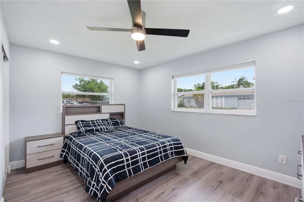 For Sale: $439,000 (3 beds, 2 baths, 2142 Square Feet)