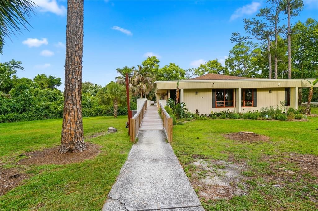 For Sale: $75,000 (2 beds, 2 baths, 1366 Square Feet)