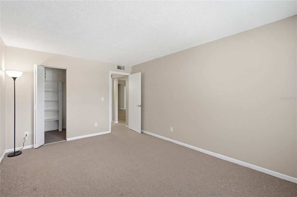 For Sale: $75,000 (2 beds, 2 baths, 1366 Square Feet)