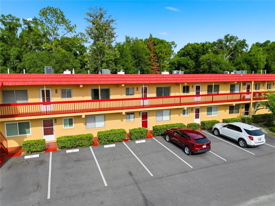 For Sale: $75,000 (2 beds, 2 baths, 1366 Square Feet)