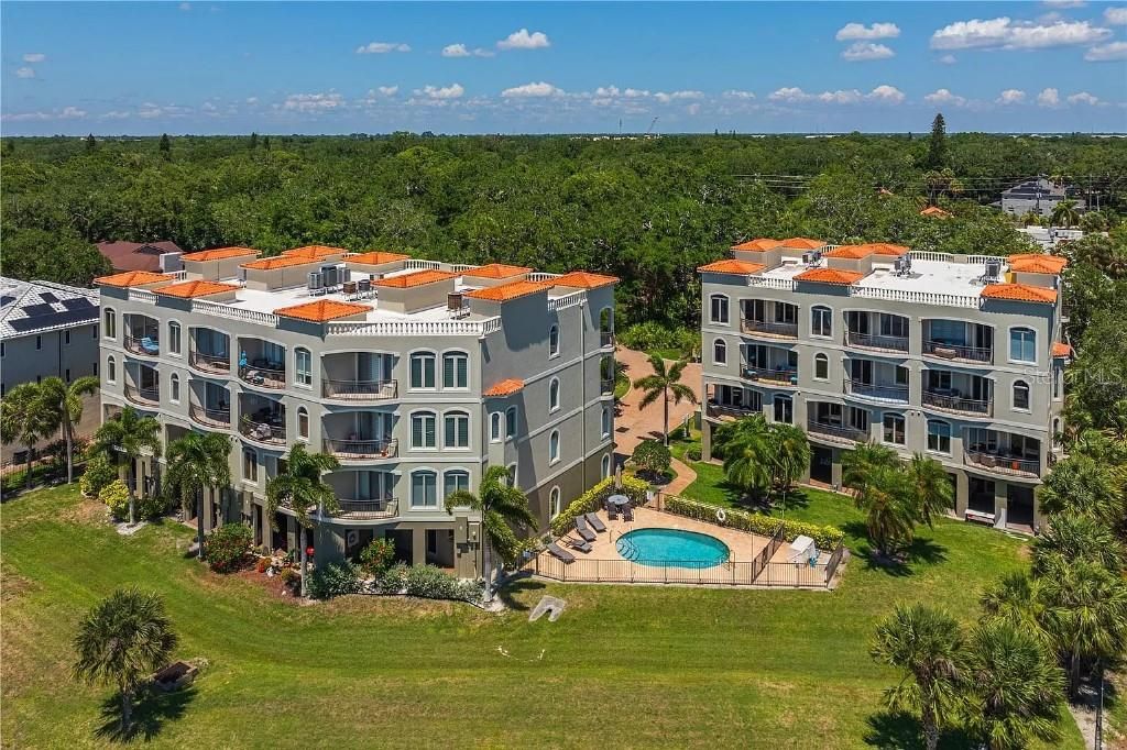 For Rent: $10,999 (4 beds, 4 baths, 3810 Square Feet)