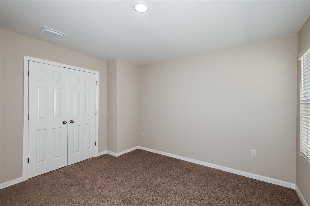 For Sale: $379,245 (5 beds, 3 baths, 2470 Square Feet)