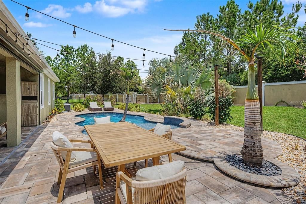 For Sale: $739,000 (4 beds, 3 baths, 2518 Square Feet)