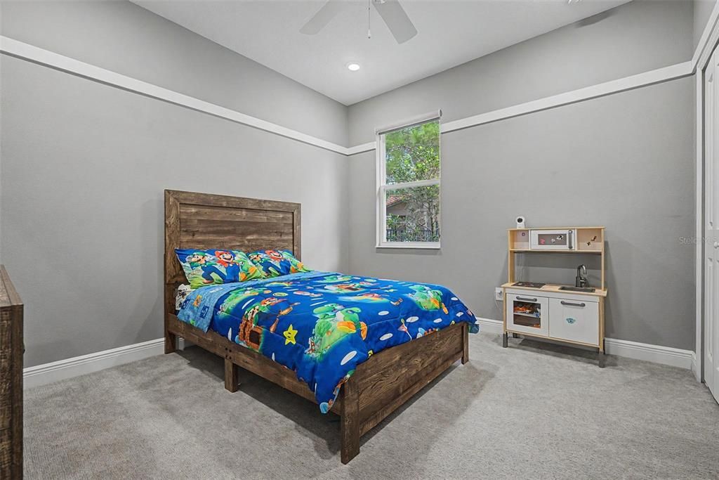 For Sale: $739,000 (4 beds, 3 baths, 2518 Square Feet)