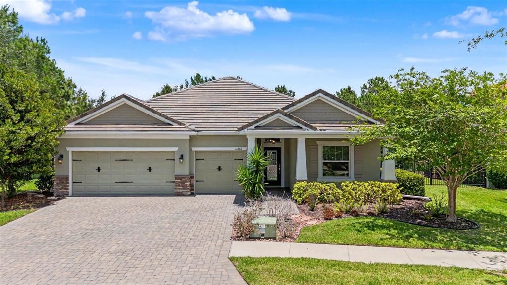 For Sale: $739,000 (4 beds, 3 baths, 2518 Square Feet)
