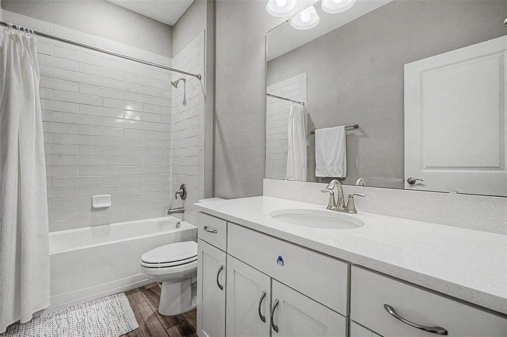 For Sale: $739,000 (4 beds, 3 baths, 2518 Square Feet)