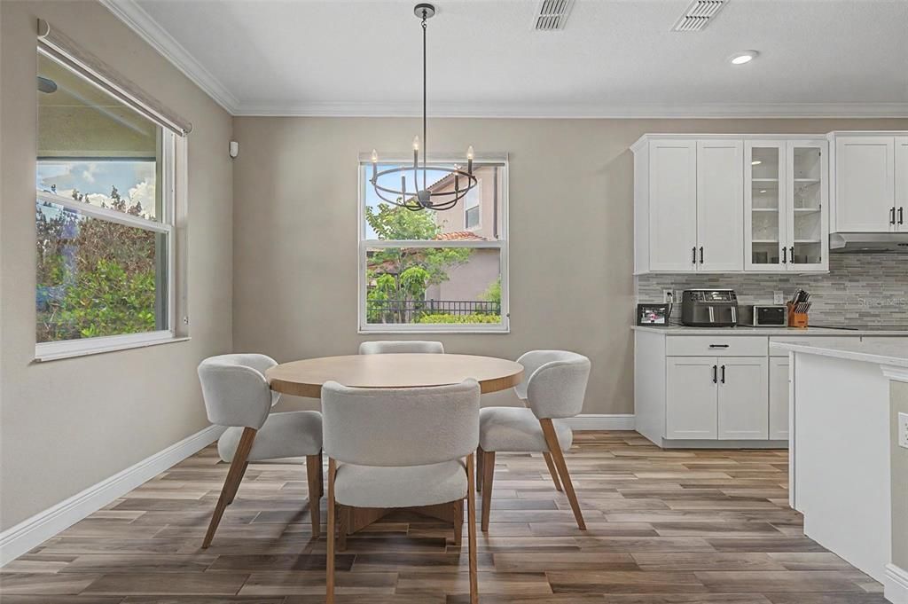 For Sale: $739,000 (4 beds, 3 baths, 2518 Square Feet)