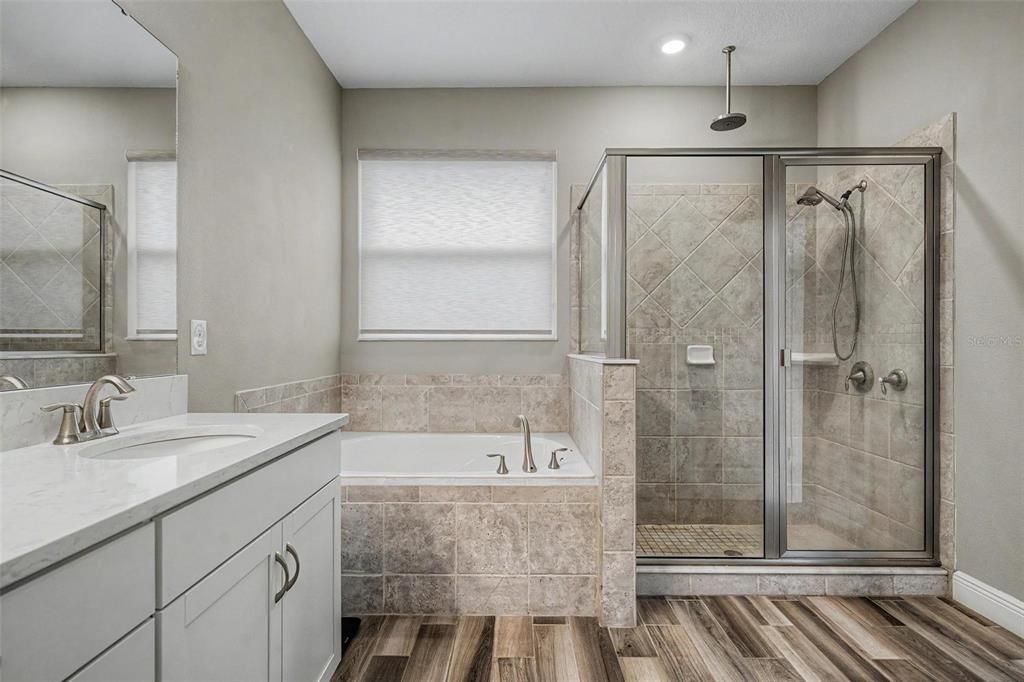 For Sale: $739,000 (4 beds, 3 baths, 2518 Square Feet)