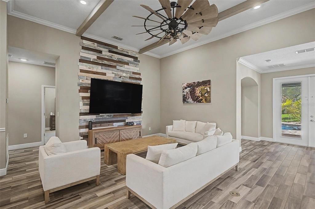 For Sale: $739,000 (4 beds, 3 baths, 2518 Square Feet)