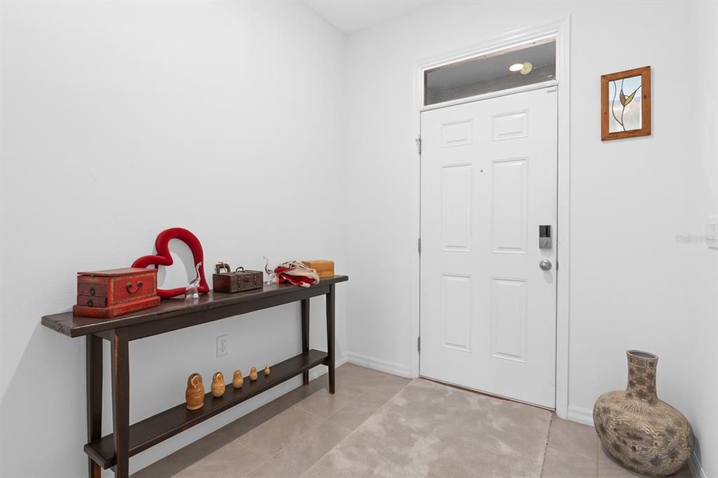 For Sale: $289,900 (3 beds, 2 baths, 1673 Square Feet)