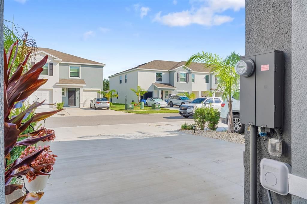 For Sale: $289,900 (3 beds, 2 baths, 1673 Square Feet)